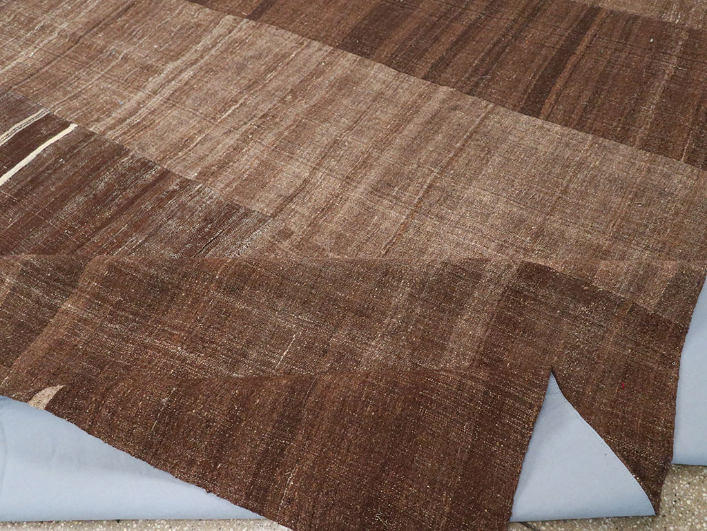 Vintage Turkish Flatweave Kilim Room Size Carpet, No.33100 - Staging