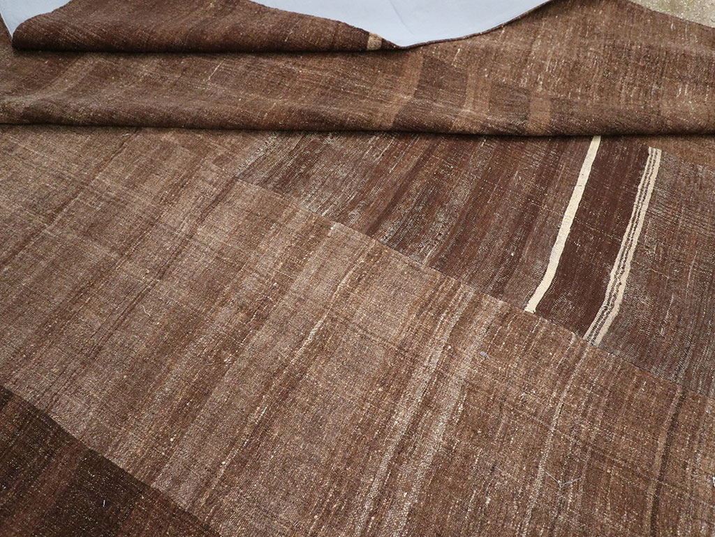 Vintage Turkish Flatweave Kilim Room Size Carpet, No.33100 - Staging