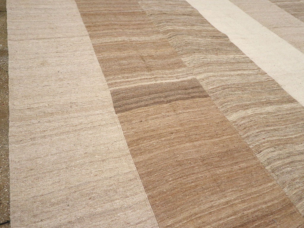 Vintage Turkish Flatweave Kilim Square Large Room Size Carpet, No.33101 - Staging