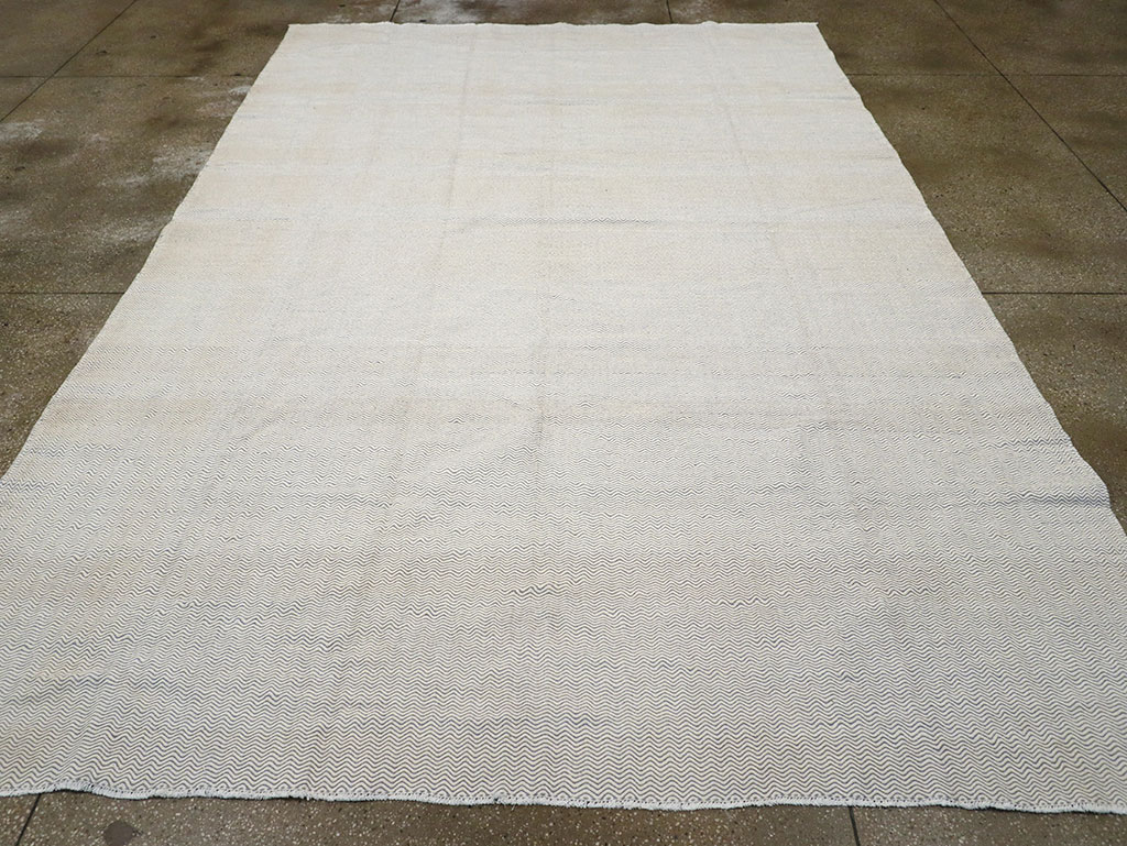 Vintage Turkish Flatweave Kilim Room Size Carpet, No.33111 - Staging