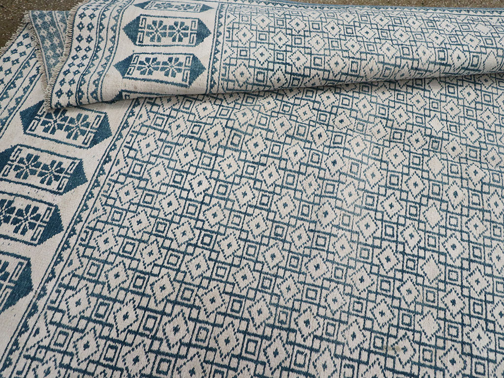 Vintage Turkish Flatweave Kilim Long and Narrow Carpet, No.33114 - Staging