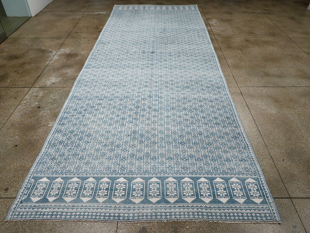 Vintage Turkish Flatweave Kilim Long and Narrow Carpet, No.33114 - Staging