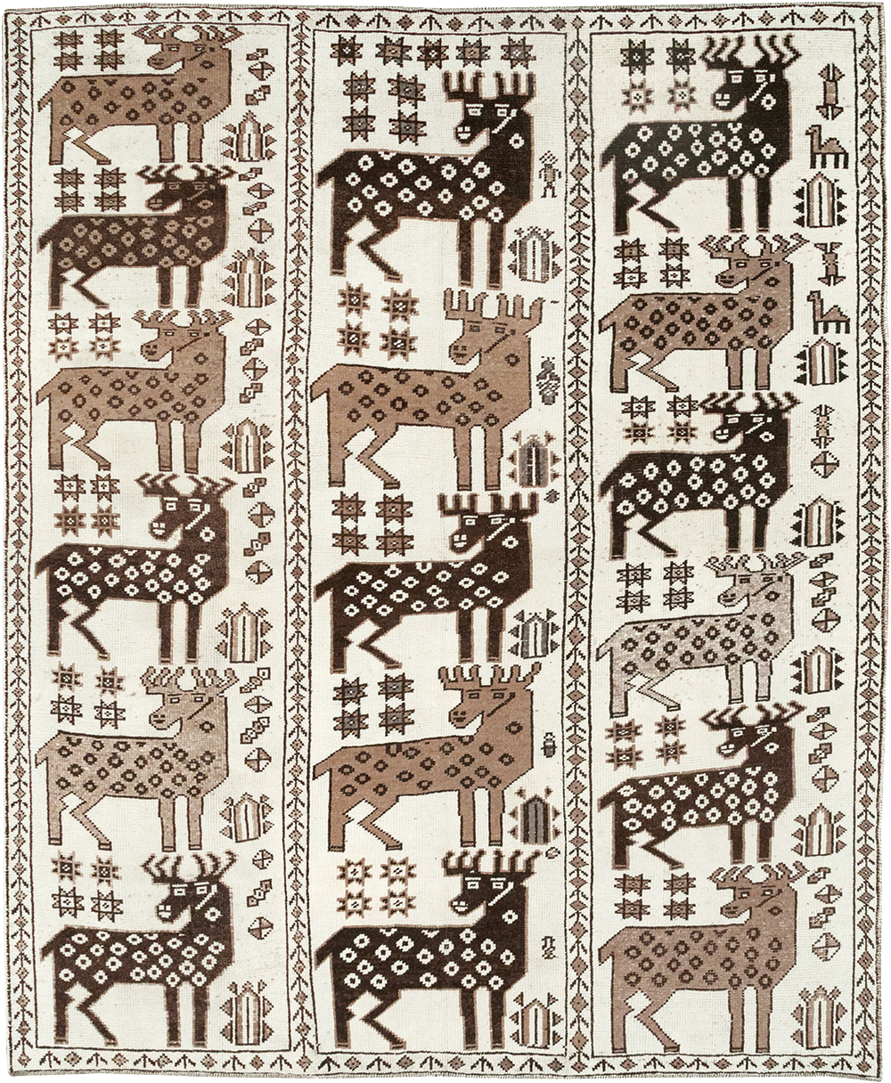 Vintage Turkish Pictorial Room Size Carpet, No.33119 - Staging