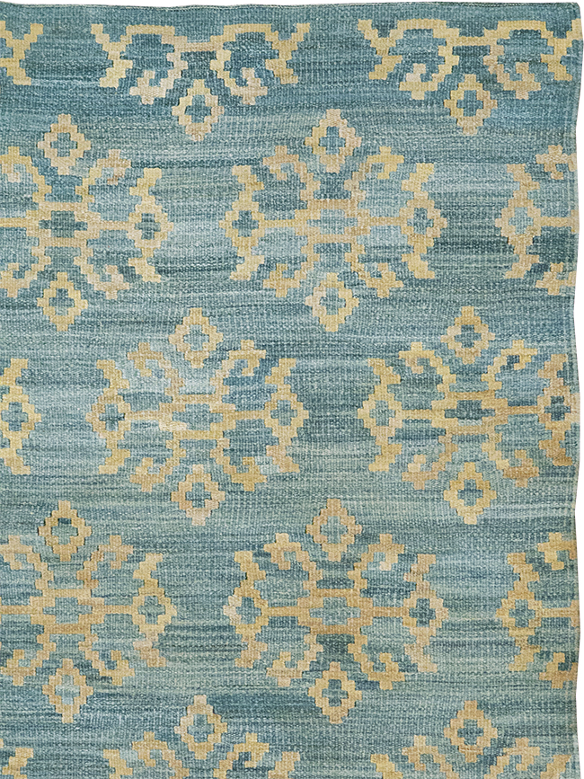 Modern Turkish Flatweave Kilim Accent Rug, No.33124 - Staging