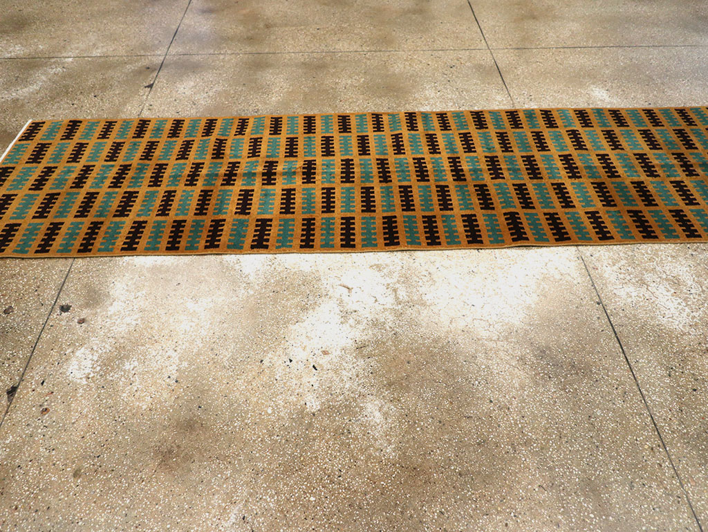 Vintage Turkish Anatolian Runner, No.33128 - Staging