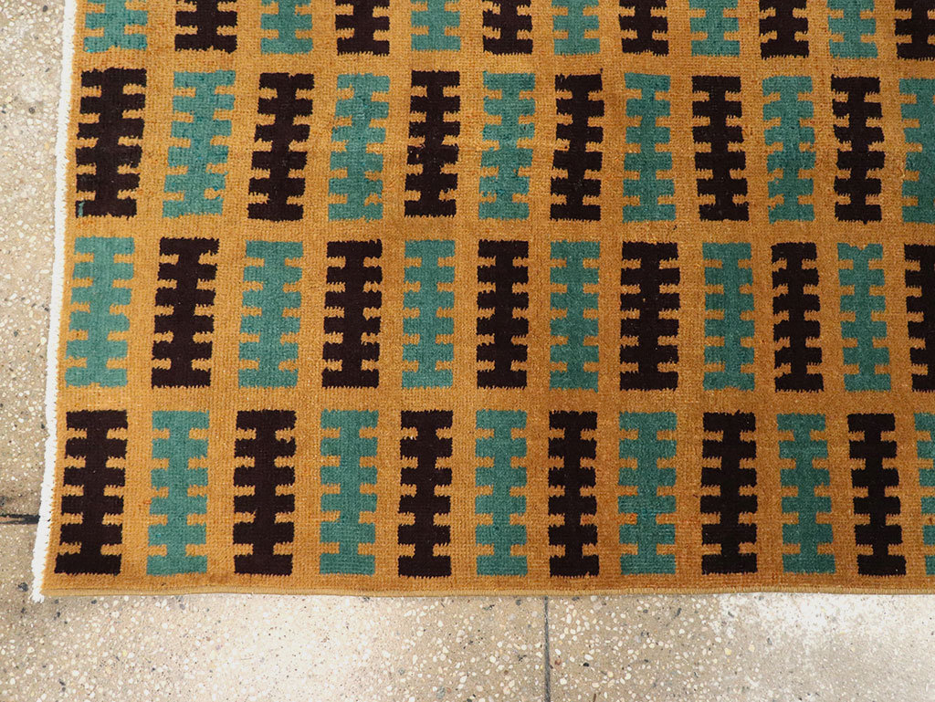 Vintage Turkish Anatolian Runner, No.33128 - Staging