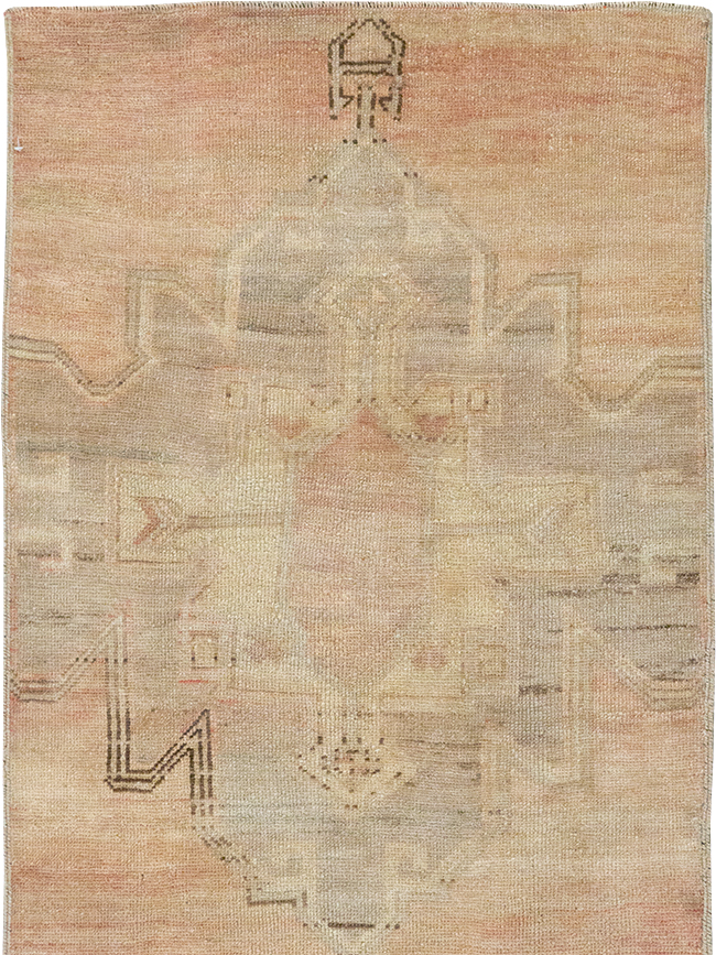 Vintage Turkish Anatolian Runner, No.33131 - Staging