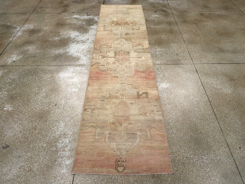 Vintage Turkish Anatolian Runner, No.33131 - Staging