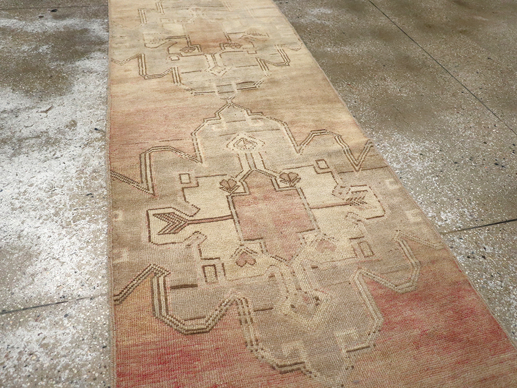 Vintage Turkish Anatolian Runner, No.33131 - Staging