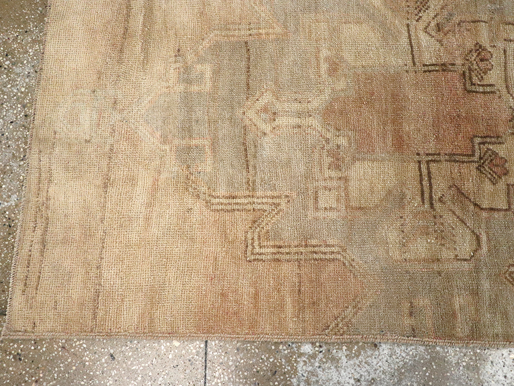 Vintage Turkish Anatolian Runner, No.33131 - Staging