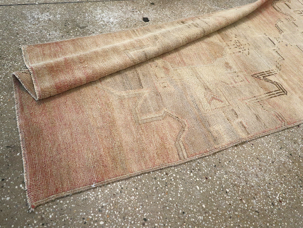 Vintage Turkish Anatolian Runner, No.33131 - Staging