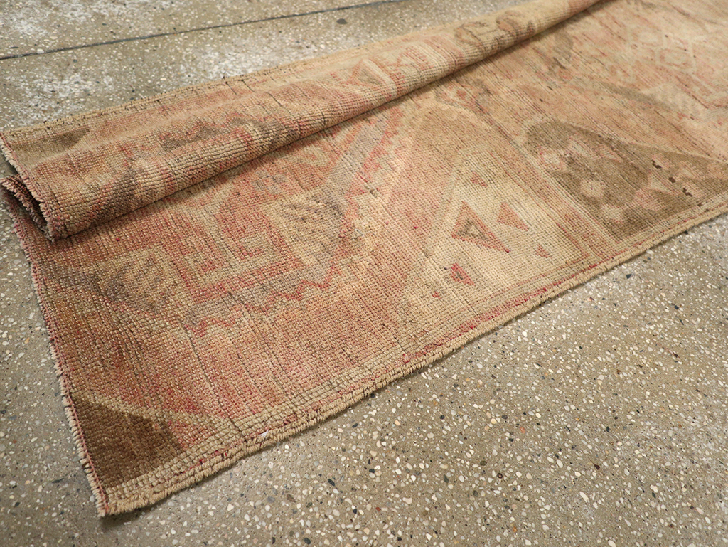 Vintage Turkish Anatolian Runner, No.33132 - Staging