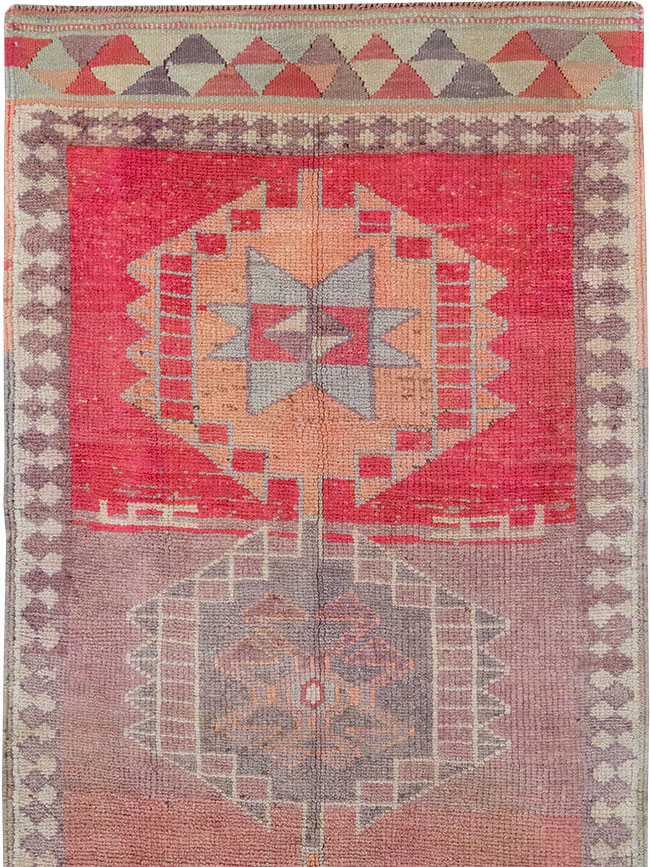 Vintage Turkish Anatolian Long Runner, No.33134 - Staging