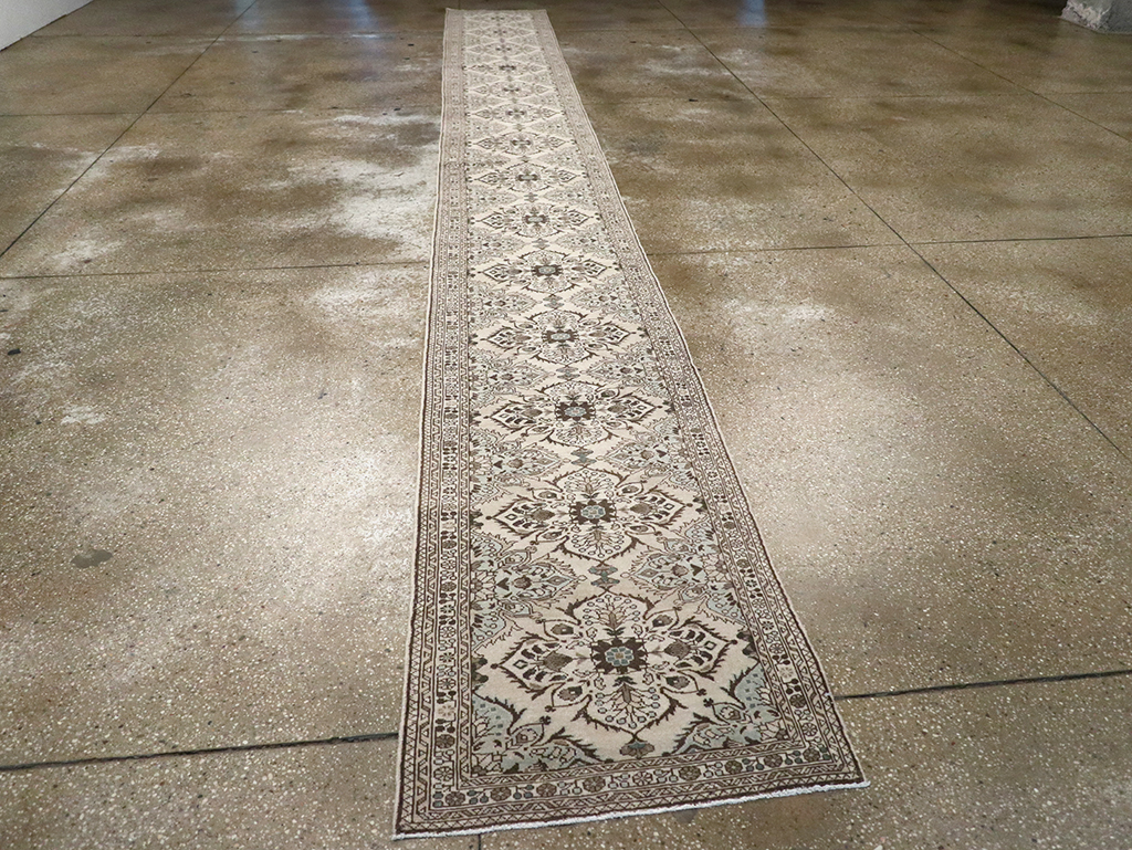 Vintage Persian Malayer Long Runner, No.33136 - Staging