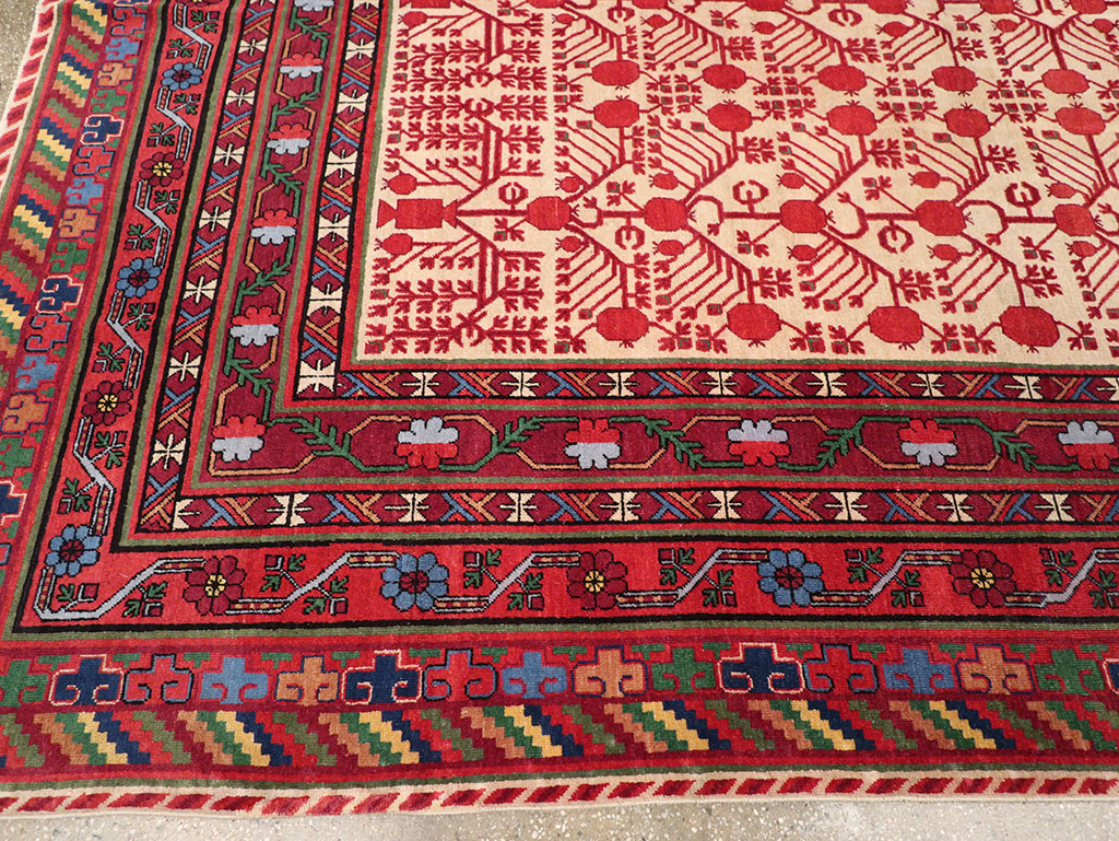 Vintage East Turkestan Khotan Room Size Carpet, No.33155 - Staging