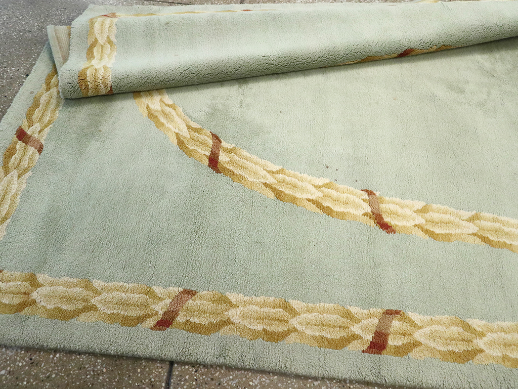 Vintage Spanish European Long Runner, No.33160 - Staging