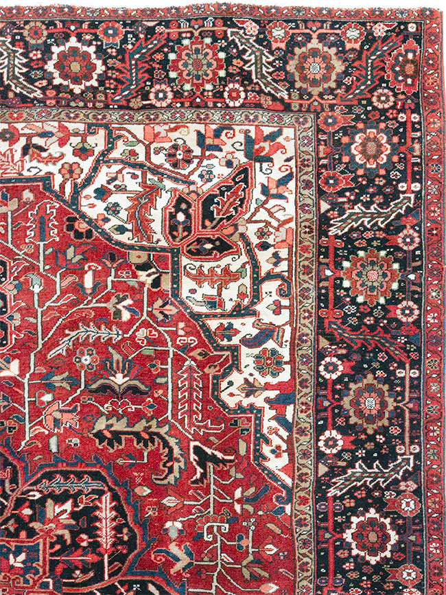 Vintage Persian Heriz Room Size Carpet, No.33168 - Staging