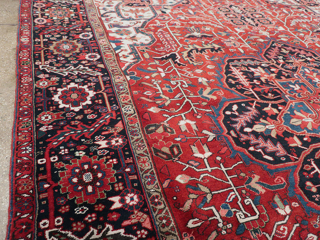 Vintage Persian Heriz Room Size Carpet, No.33168 - Staging