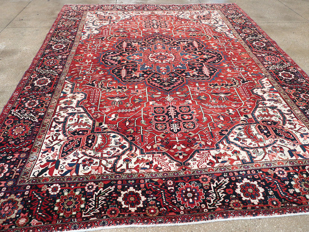 Vintage Persian Heriz Room Size Carpet, No.33168 - Staging