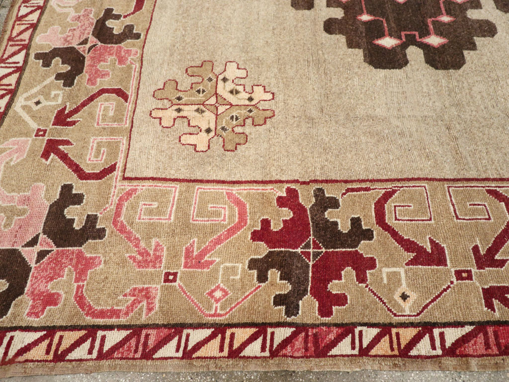 Vintage Turkish Anatolian Square Room Size Carpet, No.33197 - Staging