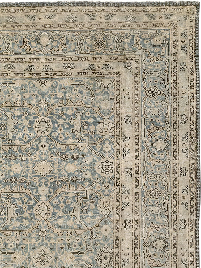 Antique Persian Tabriz Gallery Carpet, No.33201 - Staging