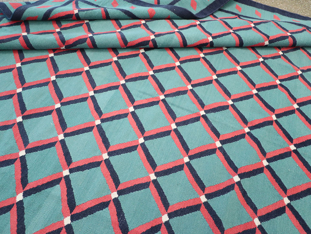 Modern Indian Flatweave Dhurrie Room Size Carpet, No.33202 - Staging