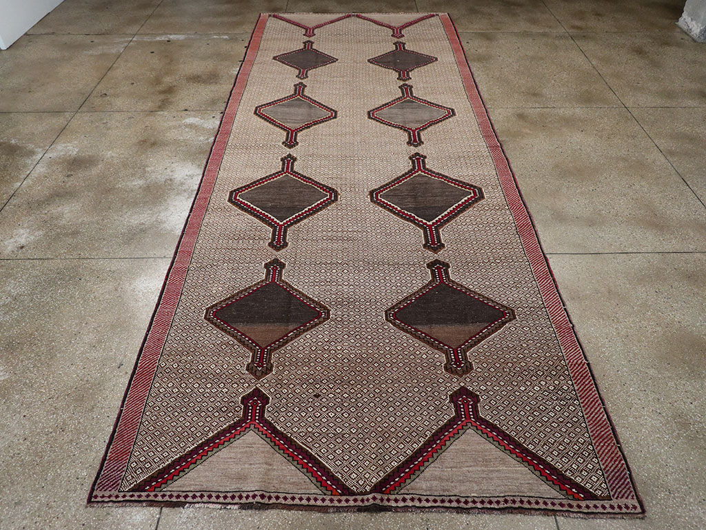 Vintage Turkish Anatolian Gallery Carpet, No.33203 - Staging