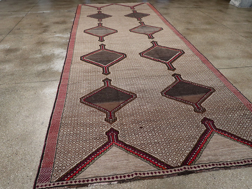 Vintage Turkish Anatolian Gallery Carpet, No.33203 - Staging