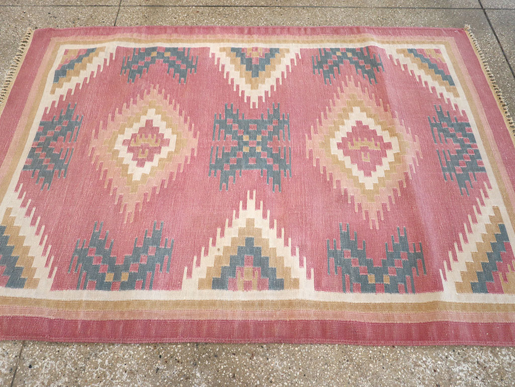 Vintage Indian Flatweave Dhurrie Accent Rug, No.33207 - Staging