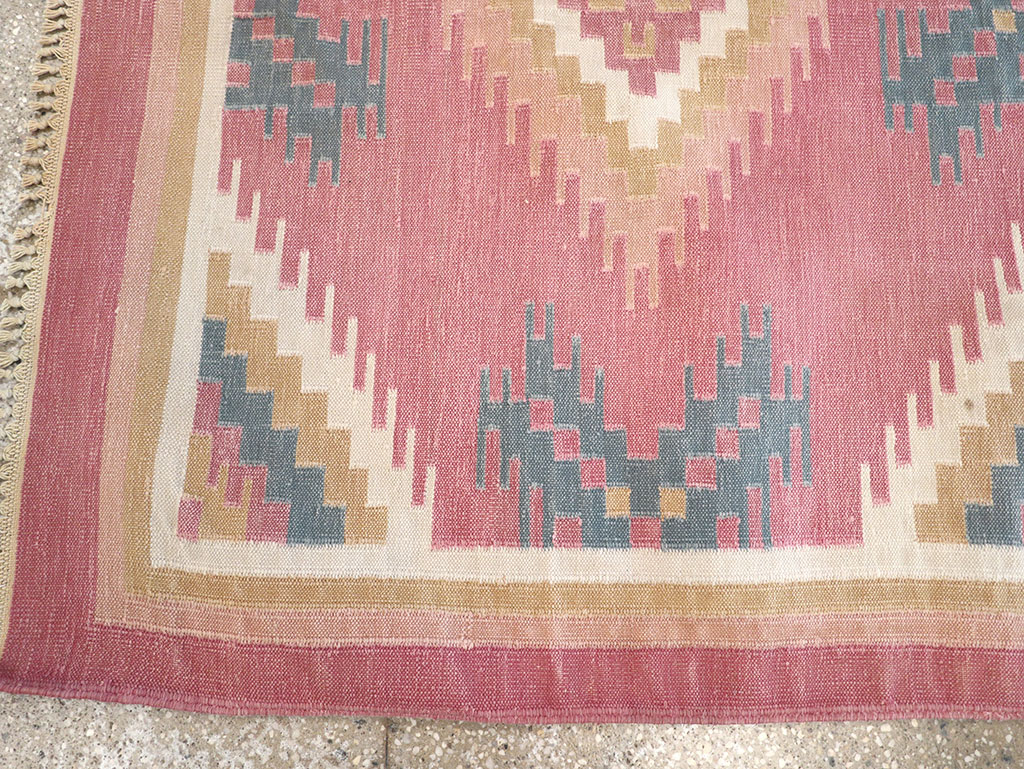 Vintage Indian Flatweave Dhurrie Accent Rug, No.33207 - Staging