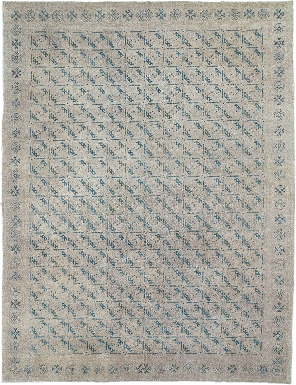 Vintage Turkish Anatolian Room Size Carpet, No.33238 - Staging