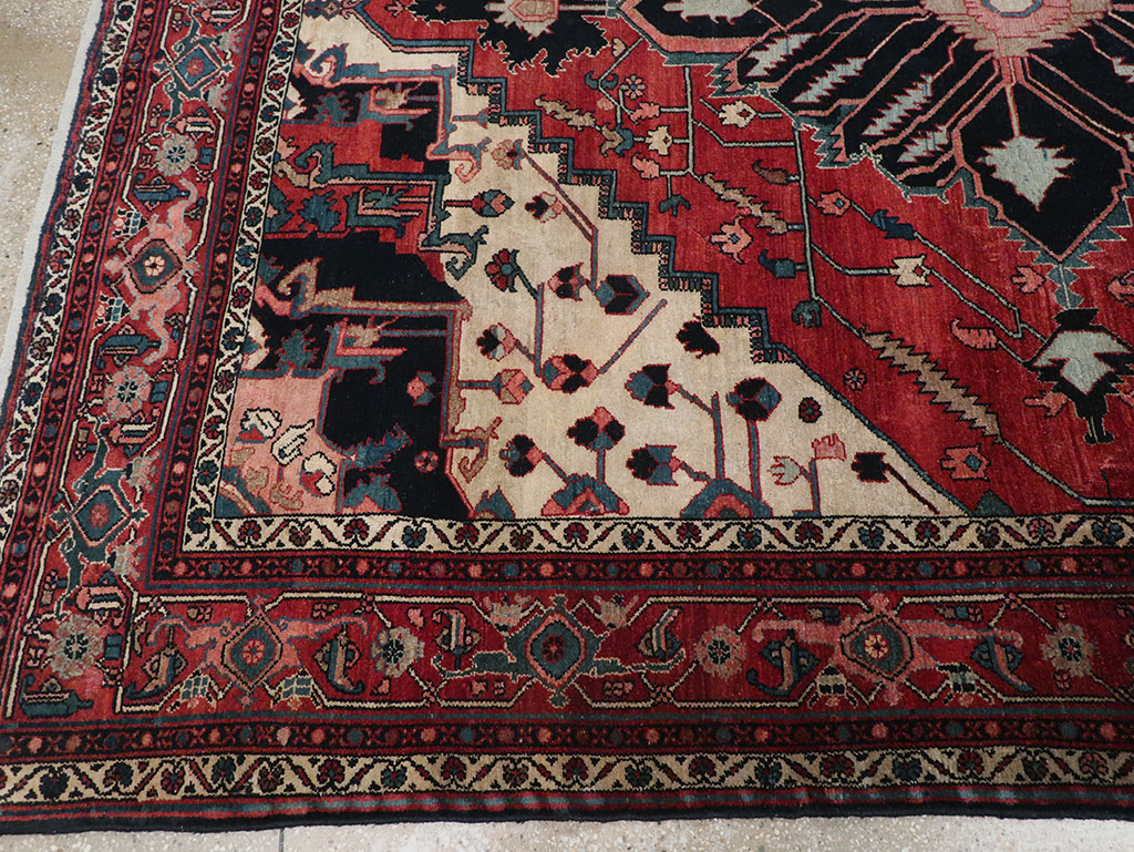 Antique Persian Serapi Accent Carpet, No.33248 - Staging