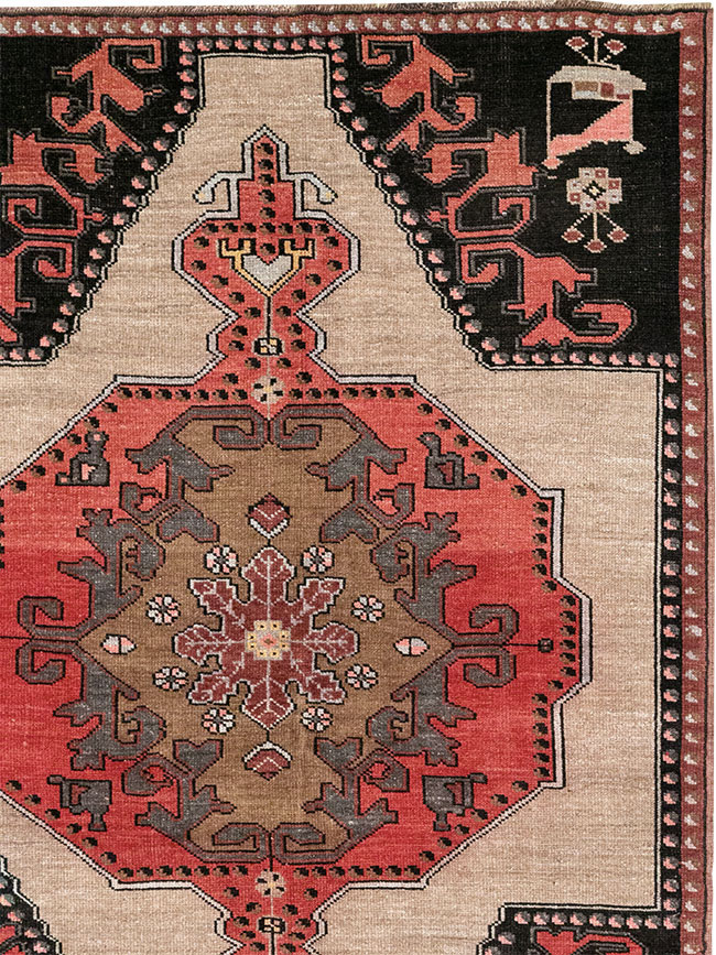 Vintage Turkish Anatolian Room Size Carpet, No.33256 - Staging