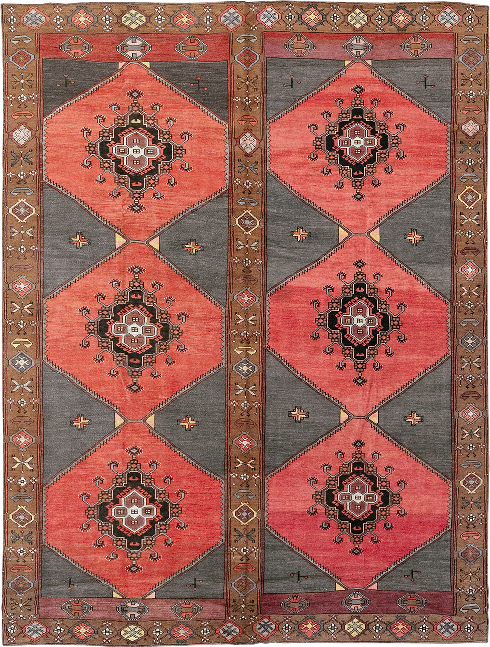 Vintage Turkish Anatolian Room Size Carpet, No.33257 - Staging