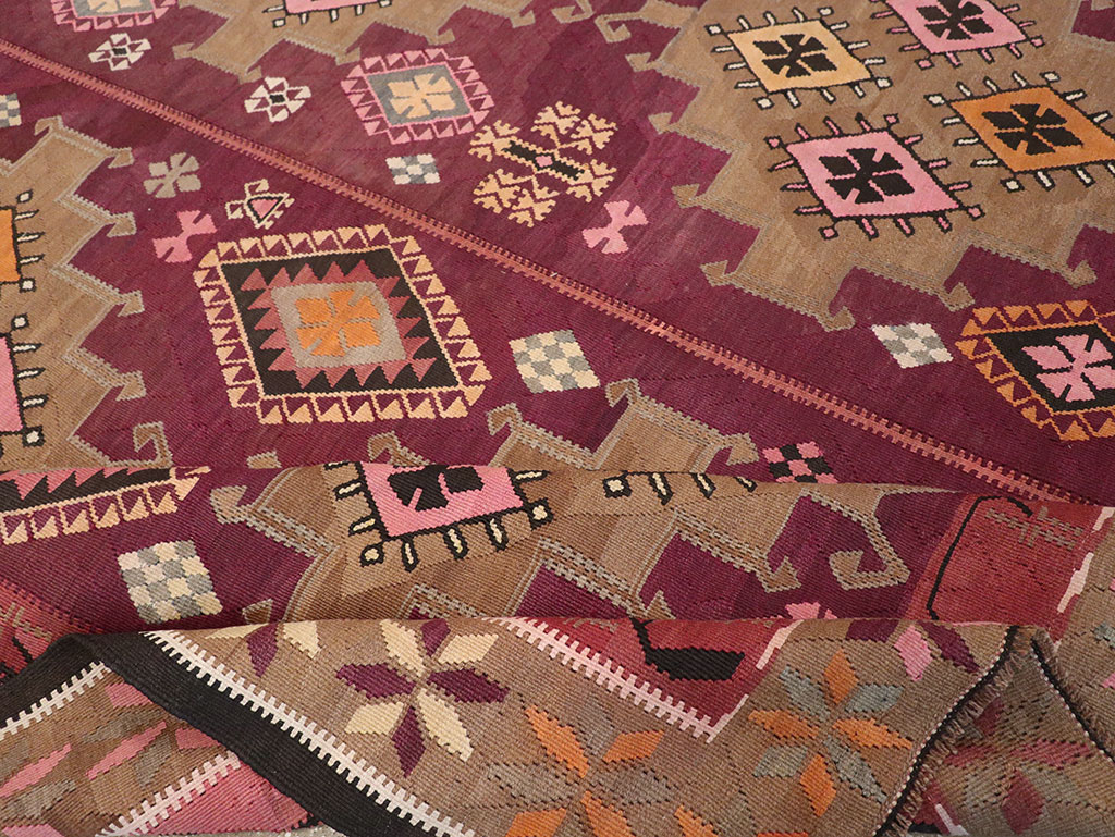 Vintage Turkish Flatweave Kilim Room Size Carpet, No.33258 - Staging