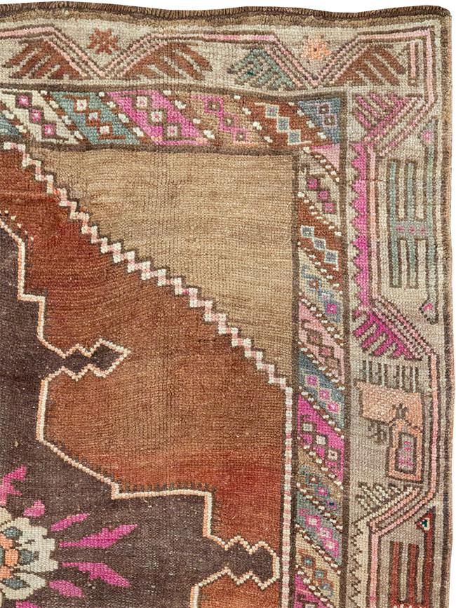 Vintage Turkish Anatolian Runner, No.33268 - Staging