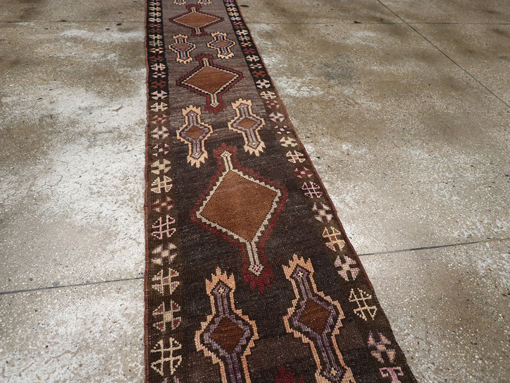 Vintage Turkish Anatolian Runner, No.33274 - Staging