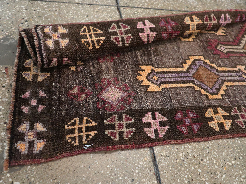 Vintage Turkish Anatolian Runner, No.33274 - Staging