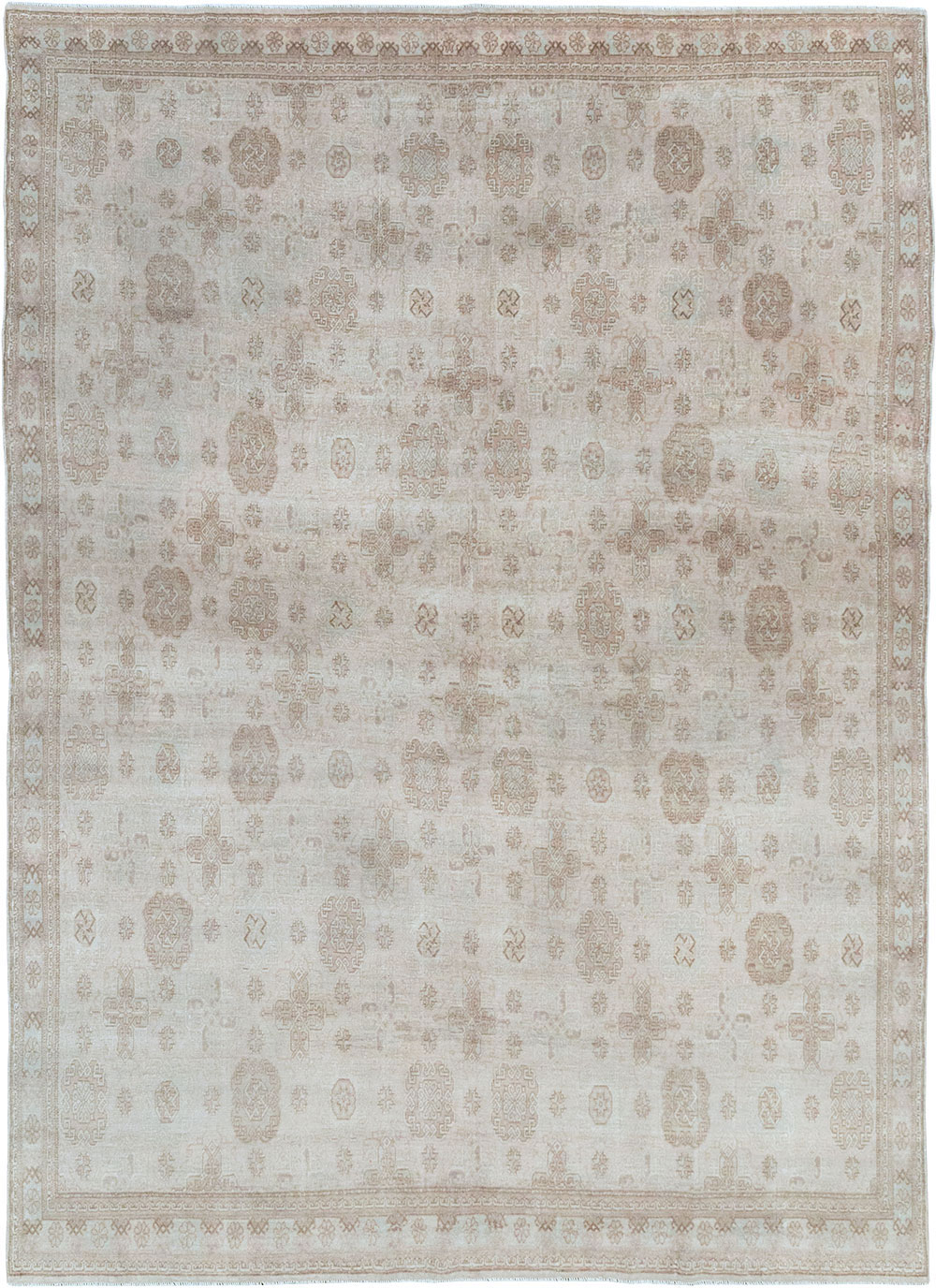 Vintage Turkish Anatolian Accent Rug, No.33278 - Staging