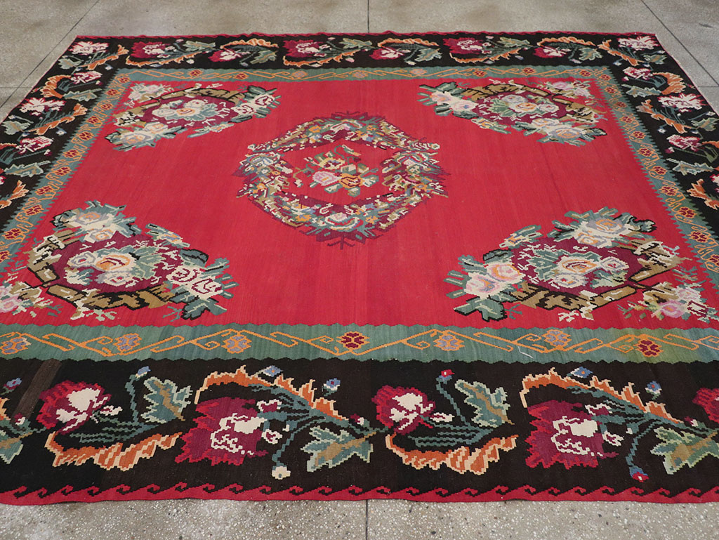 Vintage European Bessarabian Kilim Room Size Carpet, No.33279 - Staging