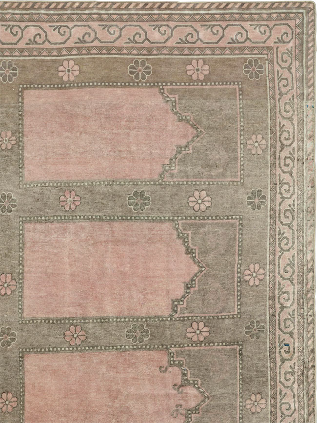 Vintage East Turkestan Khotan Accent Carpet, No.33285 - Staging