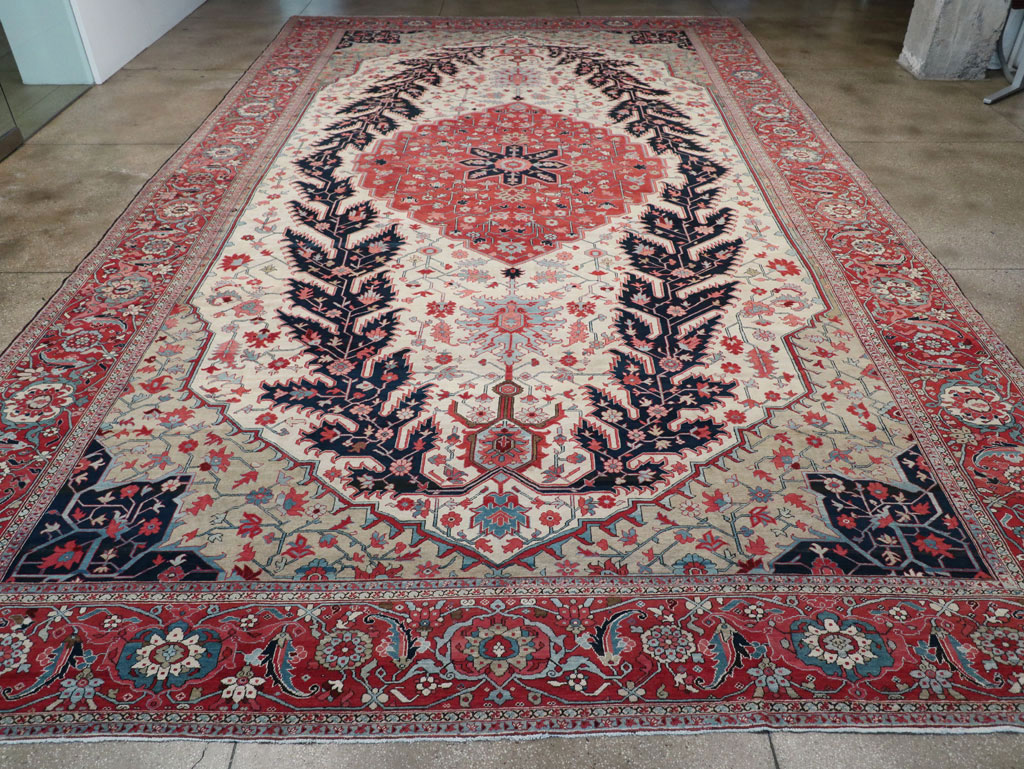 Antique Persian Serapi Oversize Carpet, No.33297 - Staging