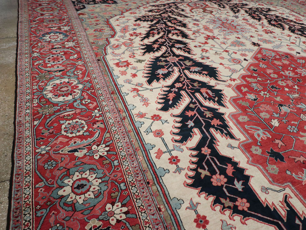 Antique Persian Serapi Oversize Carpet, No.33297 - Staging