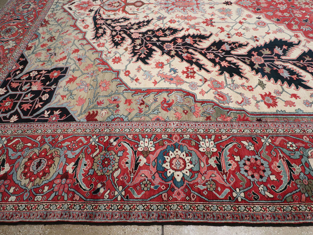 Antique Persian Serapi Oversize Carpet, No.33297 - Staging