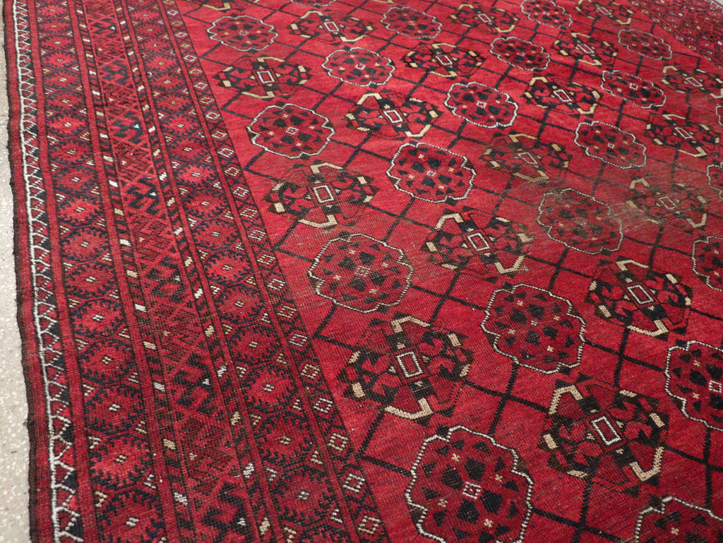 Vintage Central Asian Turkoman Room Size Rug, No.33307 - Staging