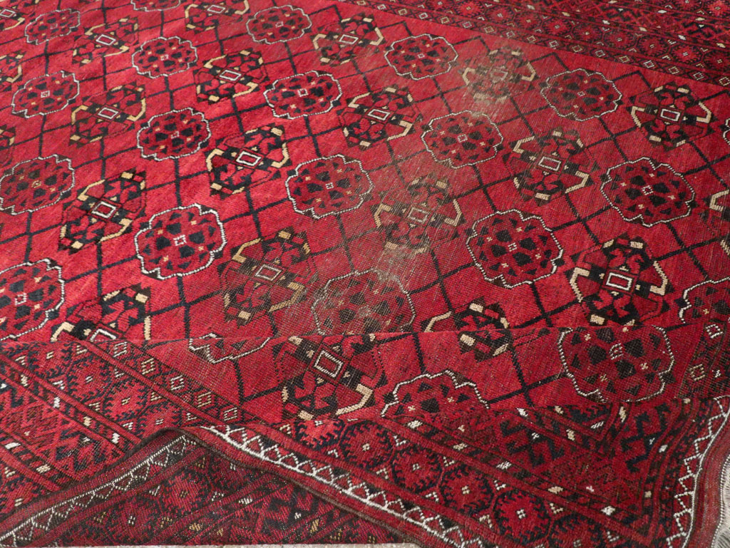 Vintage Central Asian Turkoman Room Size Rug, No.33307 - Staging