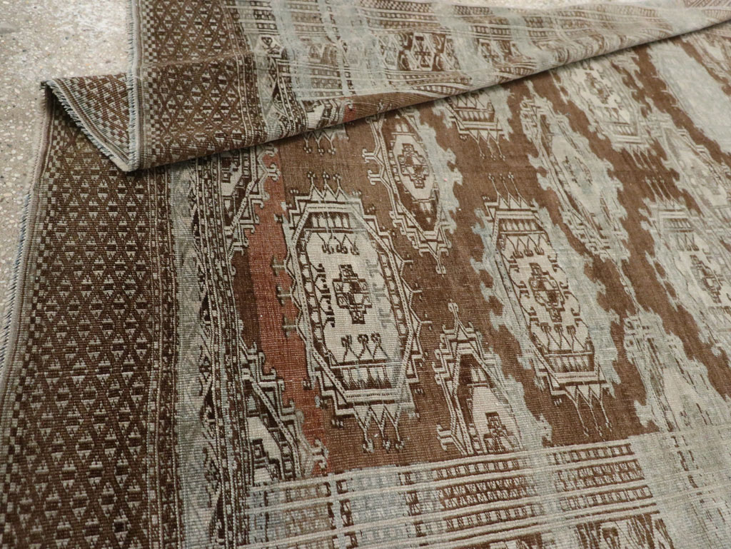 Vintage Central Asia Turkoman Accent Rug, No.33314 - Staging