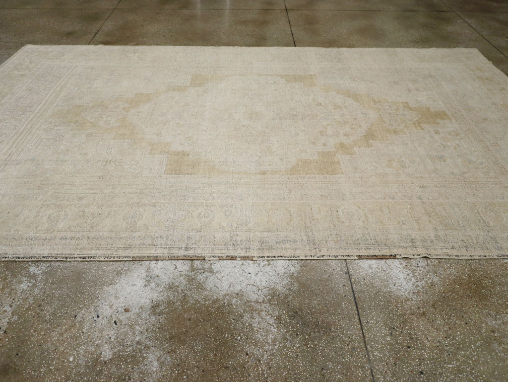 Vintage Turkish Oushak Long and Narrow, No.33329 - Staging