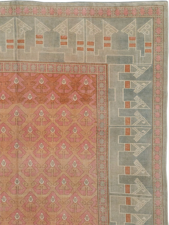 Vintage Turkish Anatolian Room Size Carpet, No.33337 - Staging