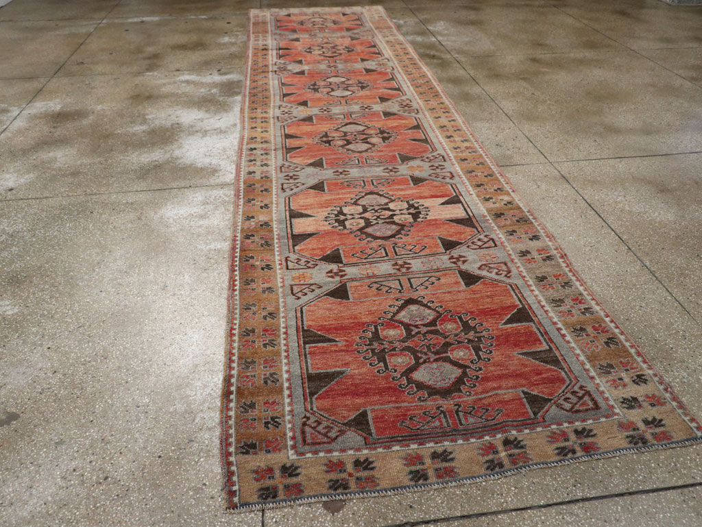 Vintage Turkish Anatolian Long Runner, No.33338 - Staging